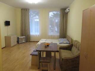 Апартаменты Dioskuriya Guest House Сухум Номер-студио с видом на море-3