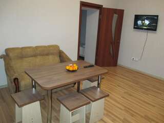Апартаменты Dioskuriya Guest House Сухум Семейные апартаменты-1